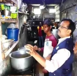 கொடைக்கானல் தனியார் உணவு விடுதிகளில் உணவு பாதுகாப்பு துறையினர் திடீர் சோதனை