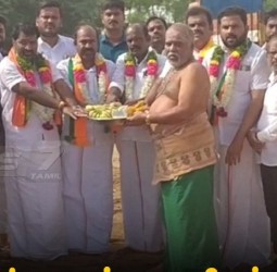 பாஜக தலைவர் நயினார்நாகேந்திரன் பங்கேற்கும் பொதுக்கூட்ட மேடைக் கான பூமி பூஜை