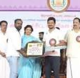 ராணிப்பேட்டையில் ரூ.296.46 கோடி மதிப்பிலான அரசு நலத்திட்ட உதவிகள் - உதயநிதி ஸ்டாலின் வழங்கினார்