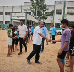 கரகூர் அரசு பள்ளியில் குழந்தைகள் தின விழா