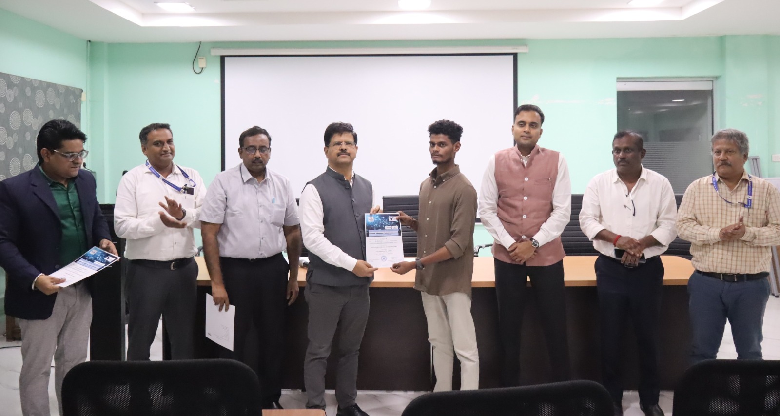 தூத்துக்குடி வஉசி துறைமுகத்தில் திறன் மேம்பாட்டு பயிற்சி நிறைவு விழா