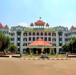 தமிழகத்தில் 2026 மார்ச்சுக்குள் 28 இடங்களில் ஆதார் சேவை மையம்