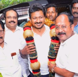 வேலூர் வருகைதந்த துணை முதல்வர் உதயநிதிக்கு வரவேற்பு!