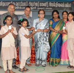 அறிஞர் அண்ணா காந்திநகர் மாவட்ட கிளை நூலகத்தில் 58வது நூலக வார விழா!