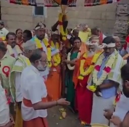 வேலூர் ஸ்ரீ ஜலகண்டேஸ்வரர் ஆலயத்தில் திருக்குடை வழங்கும் நிகழ்ச்சி!