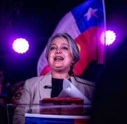 சிலி ஜனாதிபதி தேர்தல் கம்யூனிஸ்ட் வேட்பாளர் முன்னிலை