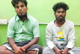 மதுபானங்கள் கடத்திய இருவர் கைது