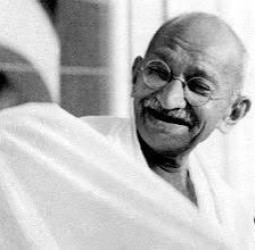 காந்தியின் தேவை