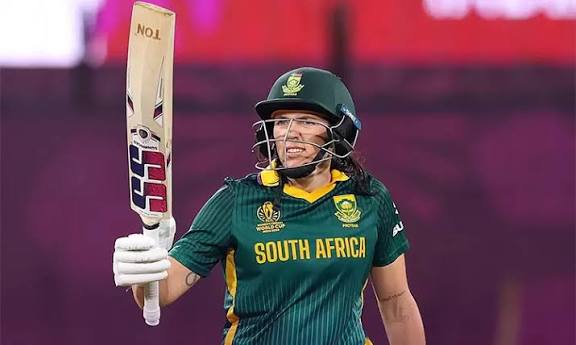 மகளிர் உலகக்கோப்பை: நியூசிலாந்துக்கு எதிராக தென் ஆப்பிரிக்கா 6 விக்கெட் வித்தியாசத்தில் வெற்றி