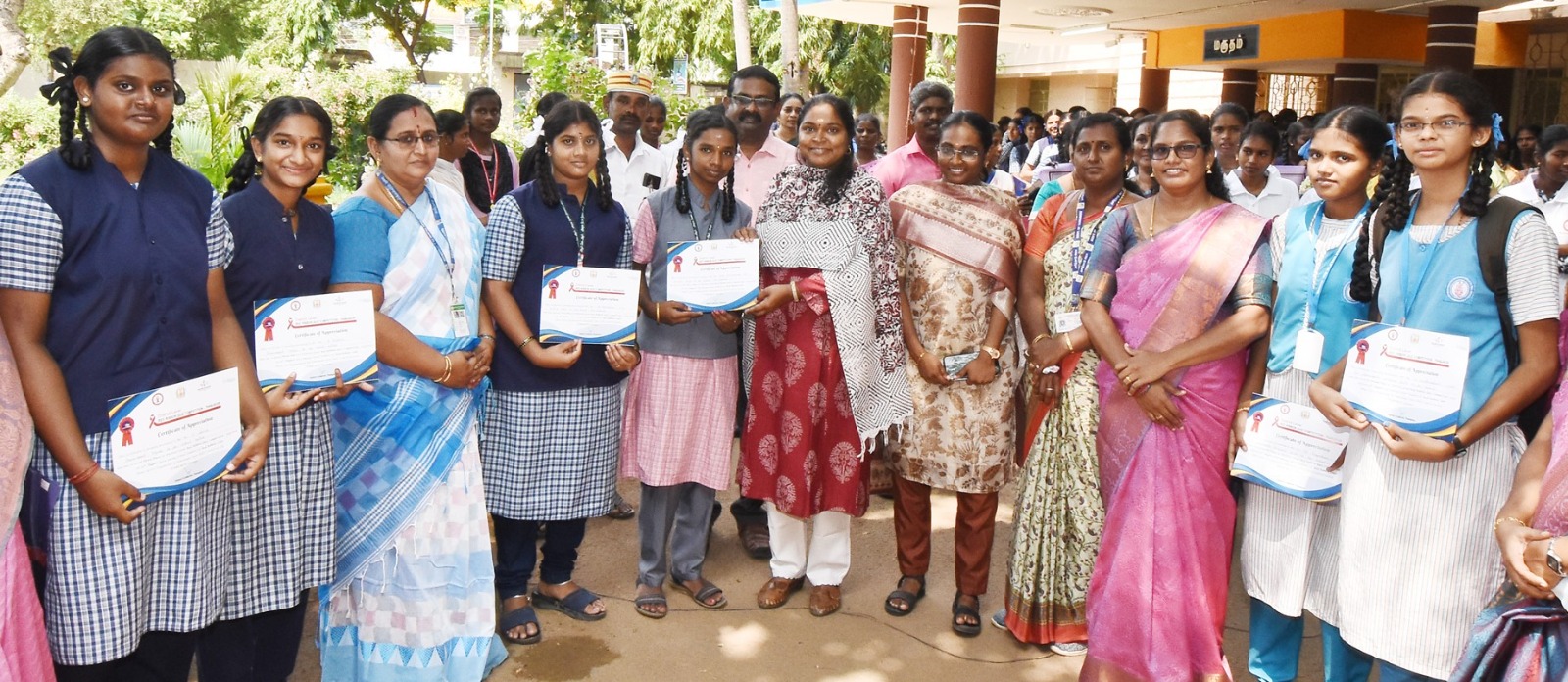 நாச்சியார் அரசினர் மகளிர் கலைக் கல்லுாரி வளாகத்தில் எய்ட்ஸ் தடுப்பு குறித்து விழிப்புணர்வு