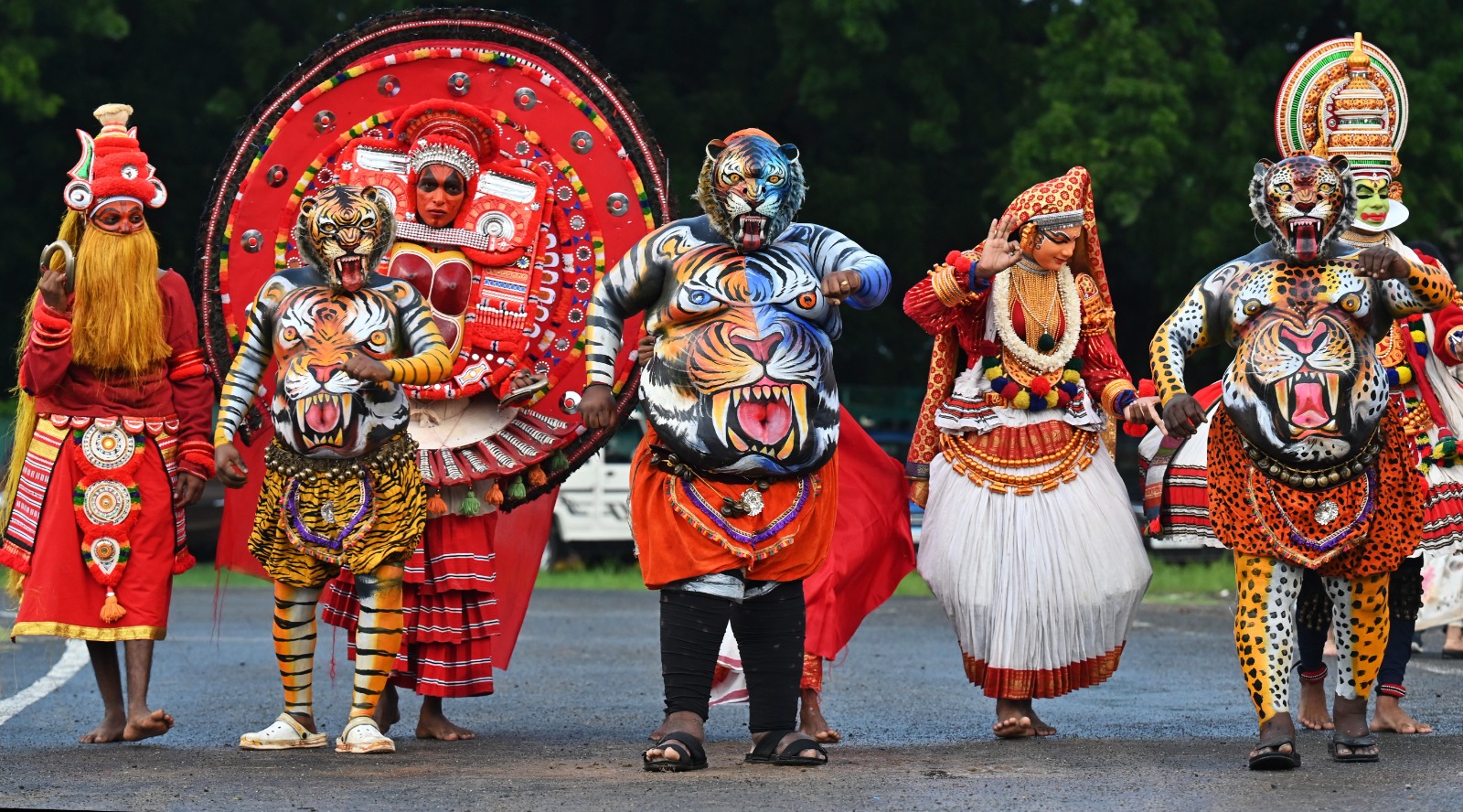 தமிழ்நாடு மலையாளி சங்க கூட்டமைப்பின் நடந்த பேரணி