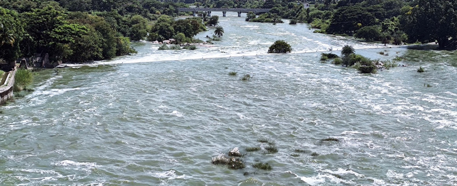 தென்பெண்ணை ஆற்றில் வெள்ளம்