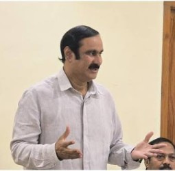 சாதிவாரி கணக்கெடுப்பு: தமிழக முதல்வரின் தயக்கமும், கூட்டணிக் கட்சிகளின் மவுனமும் - அன்புமணி சாடல்