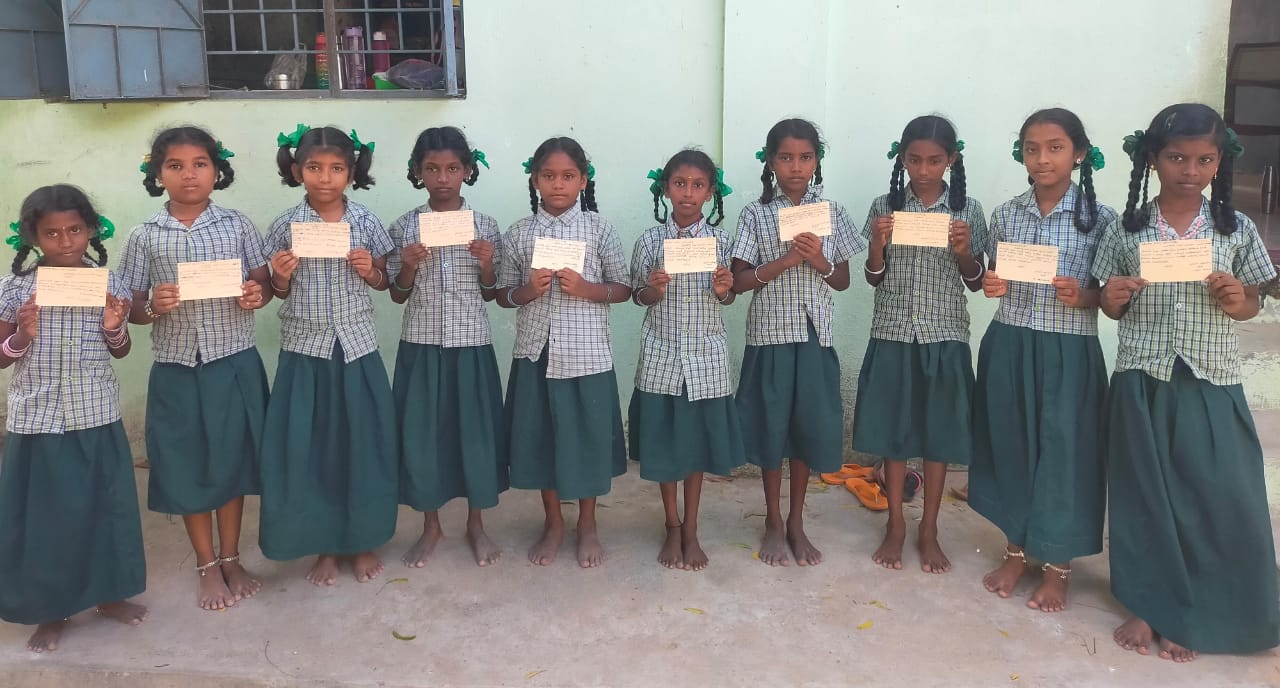 கடலோரப் பள்ளி சின்னப்பாலத்தில் உலக அஞ்சல் தினம்