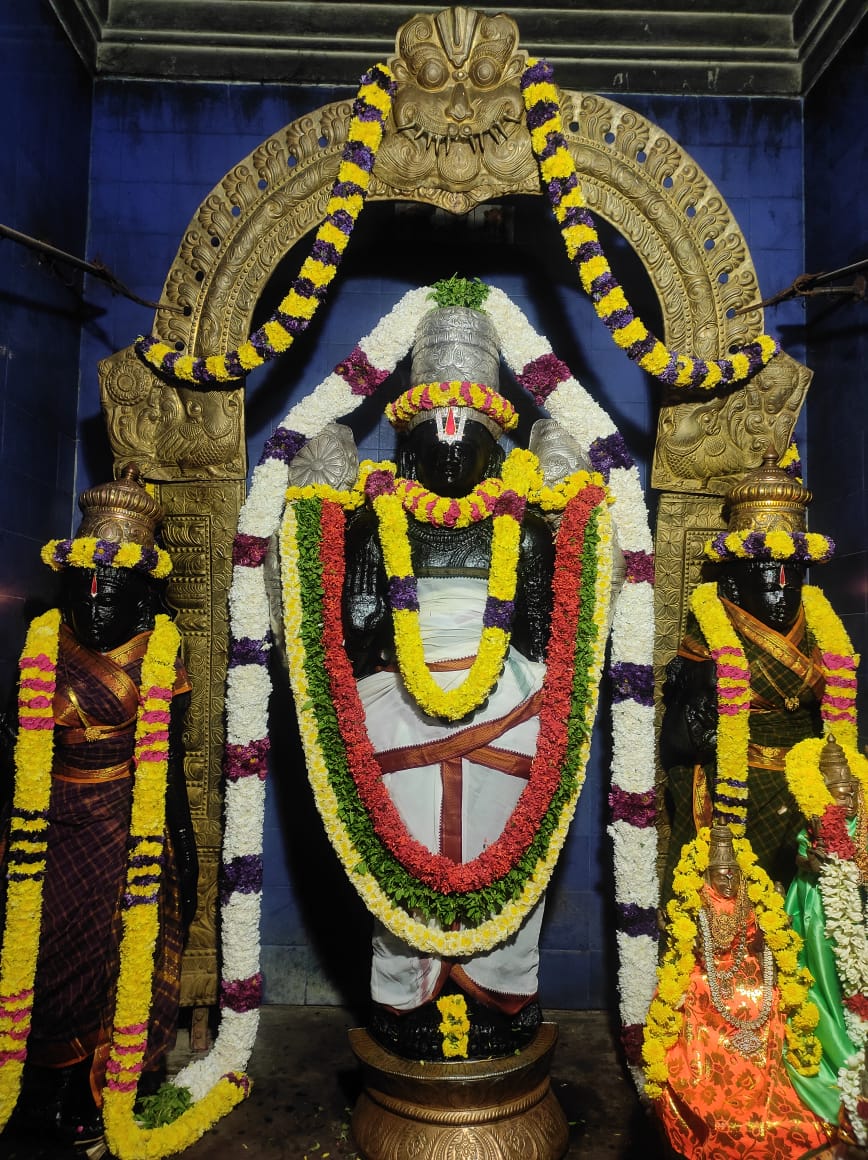 கூழமந்தல் அருள்மிகு ஸ்ரீ பேசும் பெருமாள் கோயிலில் சிறப்பு தரிசனம்: