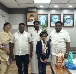 கஜகஸ்தான் நாட்டில் உலகளவில் நடைபெற்ற பத்து வயதுக்கு உட்பட்ட சிறுமியர்களுக்கான - 2025 செஸ் போட்டி