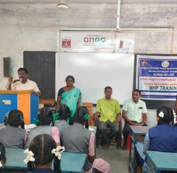 மாதவிடாய் சுகாதார மேலாண்மை குறித்த விழிப்புணர்வு பயிற்சி