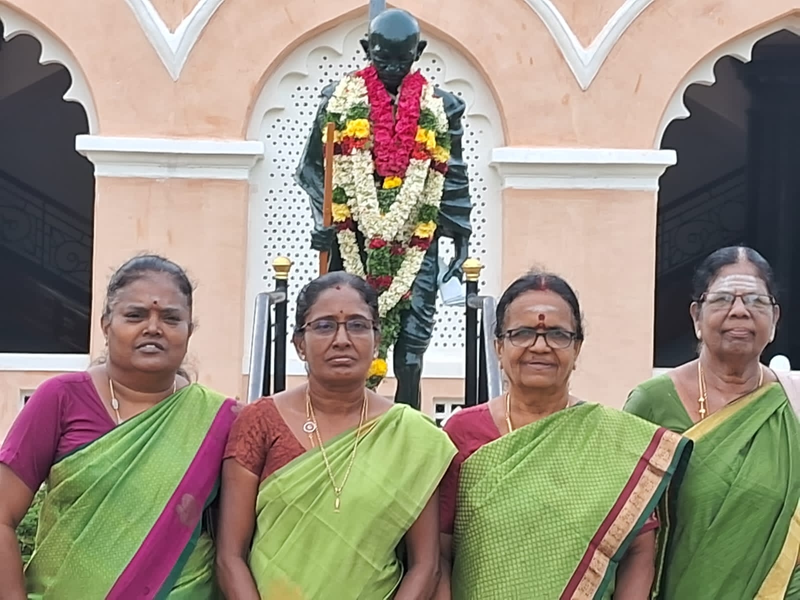 மகாத்மா காந்தி பிறந்த நாள் விழா