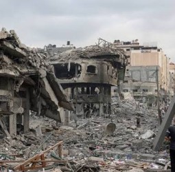 காசாவில் குவிந்துள்ள குப்பைகள் சுகாதாரப் பேரழிவு அபாயம்