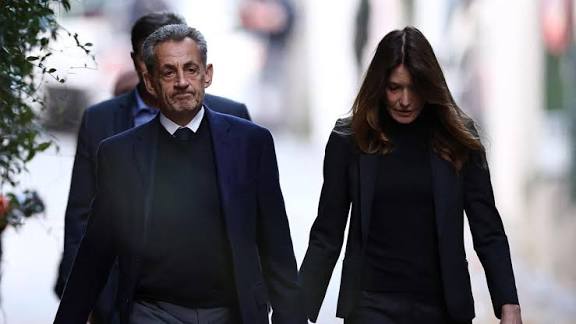 5 ஆண்டு தண்​டனை: சிறையில் அடைக்கப்பட்டார் பிரான்ஸ் முன்​னாள் அதிபர் நிக்​கோலஸ் சர்​கோசி