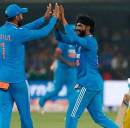 ஆஸ்திரேலியாவுக்கு எதிரான கடைசி ஒருநாள் போட்டி: இந்திய அணி அபார வெற்றி