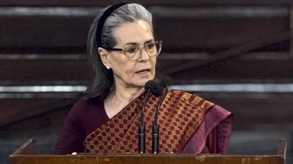 பறிக்கப்படும் சமூக நீதி...’ - தற்கொலை செய்துகொண்ட ஐபிஎஸ் அதிகாரியின் மனைவிக்கு சோனியா காந்தி கடிதம்