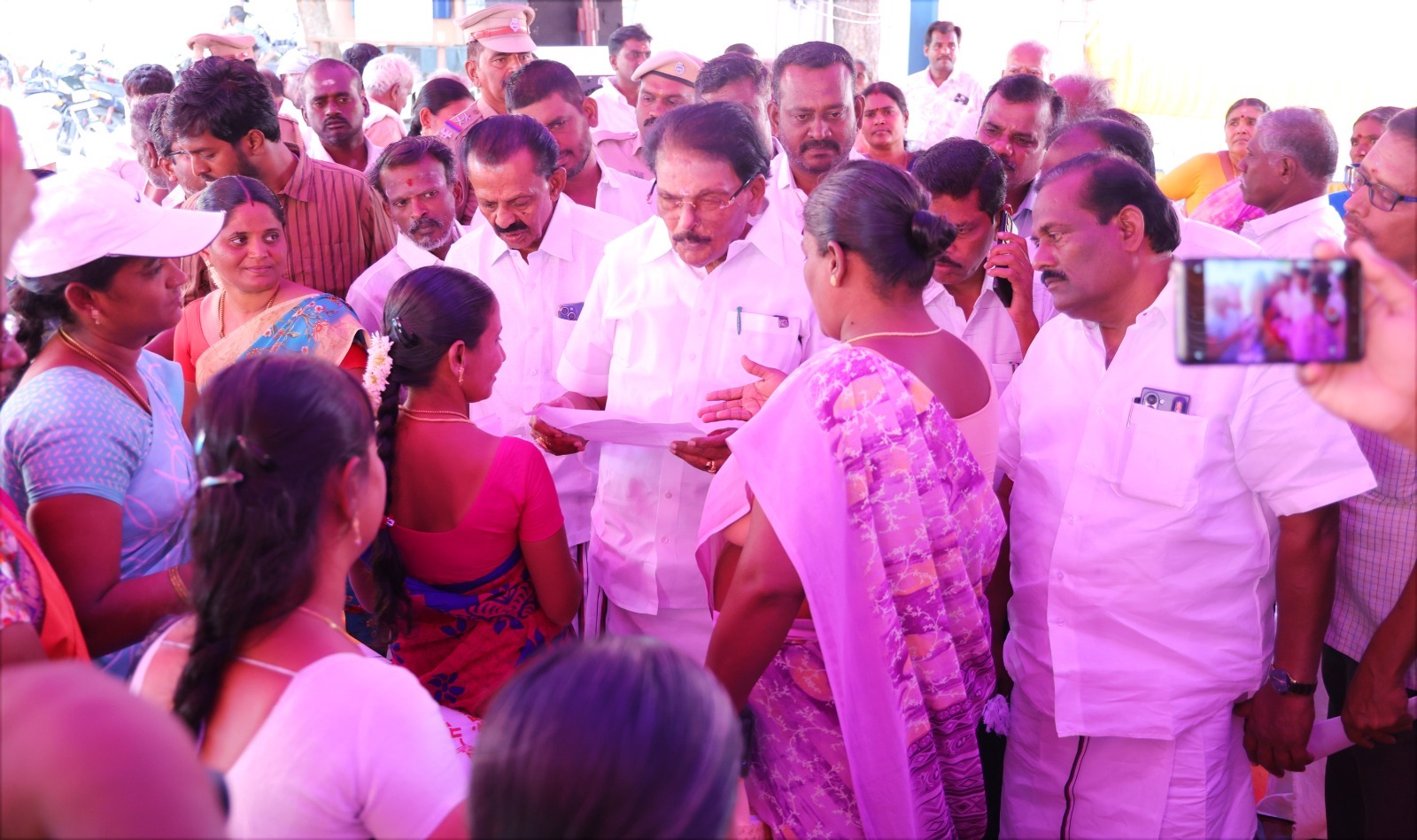 அருப்புக்கோட்டை அருகே பந்தல்குடியில் உங்களுடன் ஸ்டாலின் முகாம்