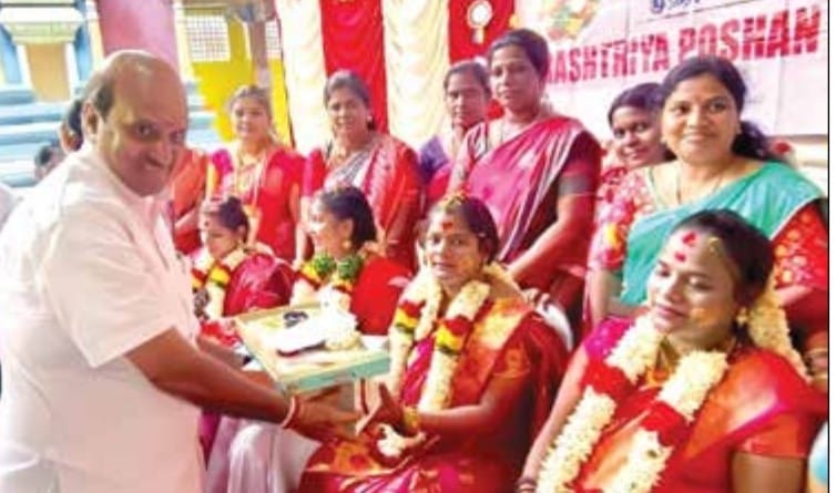 புதுச்சேரி ராஜ்பவன் தொகுதியில் நடந்த வளைகாப்பு விழா