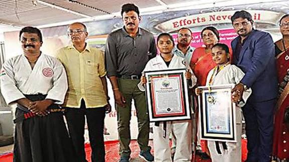 கராத்தேயில் சர்வதேச சாதனை படைத்த மதுரை சிறுமி