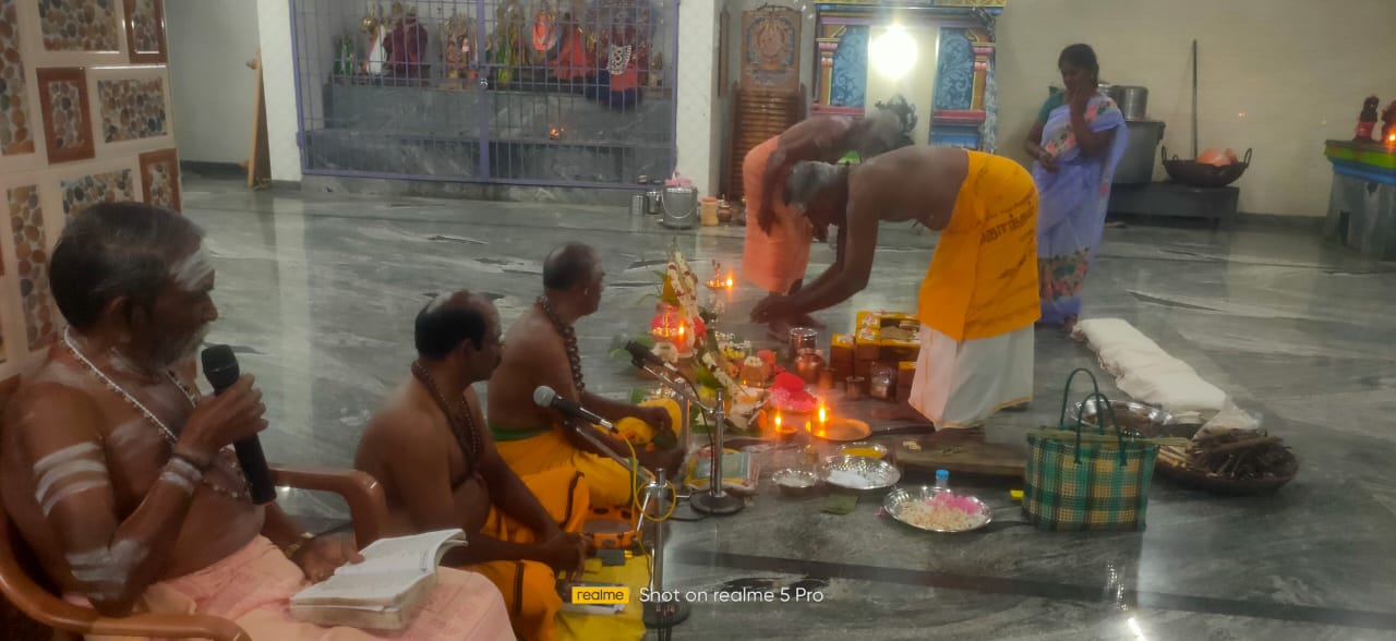 தமிழ்நாடு இ காம் பேப்பர் மற்றும் அருள் தரும் தெய்வம் இதழின் சார்பாக பைரவர் வேள்வியும் பைரவர் வழிபாடும்
