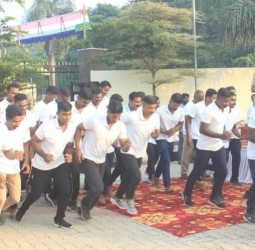 ஆவடி பகுதியில் 5 கி.மீ., தூரத்துக்கு நேற்று ஒற்றுமை ஓட்டம்