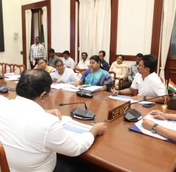 மாற்றுத்திறனாளிகளின் நலனுக்காக அரசு செயல்படுத்தும் பல்வேறு திட்டங்களின் நிலை குறித்து முதல்வர் ஸ்டாலின் நேற்று ஆலோசனை