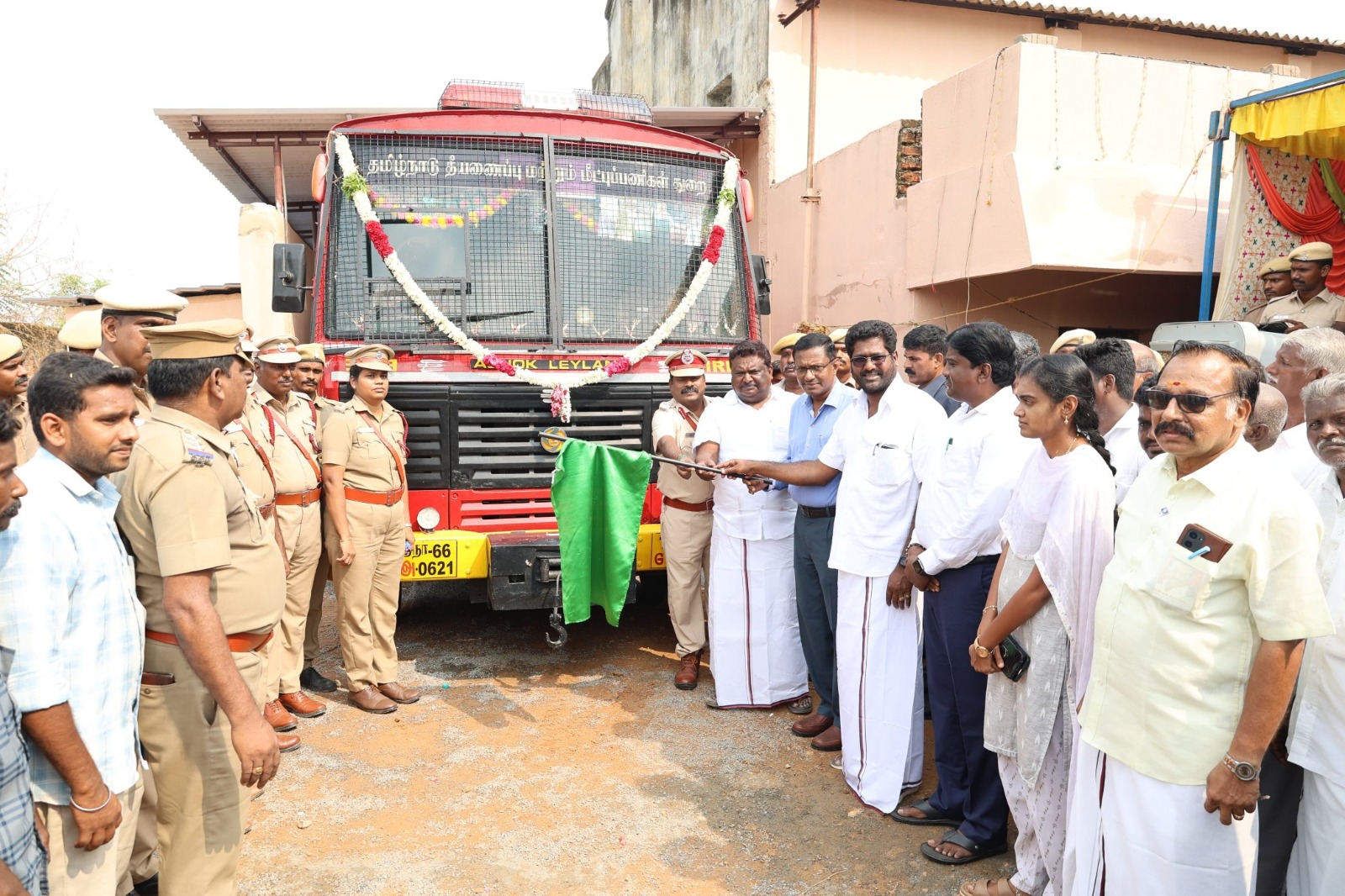 தீயணைப்பு மற்றும் மீட்புப் பணிகள் நிலையத்தை அமைச்சர் சிவசங்கர் திறந்து வைத்தார்