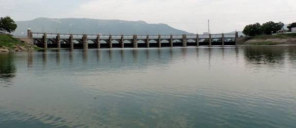 குறையத் தொடங்கிய மேட்டூர் அணை நீர்மட்டம்!