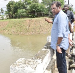 பருவமழை முன்னேற்பாடு நடவடிக்கை பணிகளை மாவட்ட கண்காணிப்பு அலுவலர் ஆய்வு