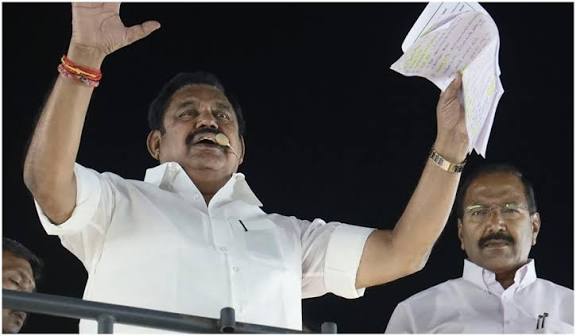 டெங்கு காய்ச்சல் தடுப்பு பணிகளை போர்க்கால அடிப்படையில் மேற்கொள்ள வேண்டும்: அரசுக்கு எடப்பாடி கோரிக்கை