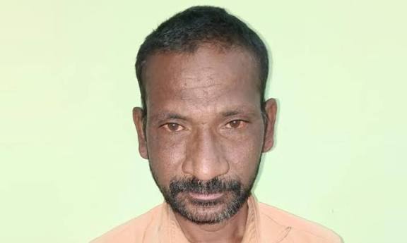 மாட்டுத்தாவணி பேருந்து நிலையத்தில் வெடிகுண்டு இருப்பதாக தவறான தகவல் அளித்த நபர் கைது