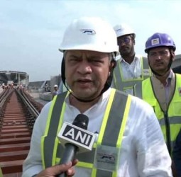 நாட்டின் முதல் புல்லட் ரயில் ஆக.2027ல் இயக்கம்: மத்திய அமைச்சர் அஸ்வினி வைஷ்ணவ்