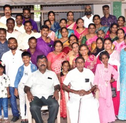 வலங்கைமான் அரசு ஆண்கள் மேல்நிலைப்பள்ளியில் முன்னாள் மாணவர்கள் சங்கமம் நிகழ்வு நடைபெற்றது, கால்நூற்றாண்டை கடந்து சந்தித்து நெகிழ்ச்சி.