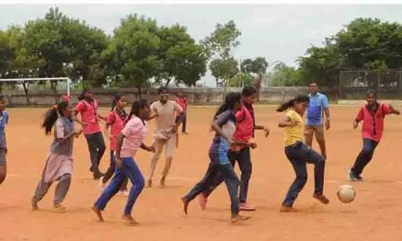 பெரம்பலூர் மாவட்ட அளவில் மாணவிகளுக்கான கபடி, ஹாக்கி போட்டிகளில் அரசு பள்ளிகள் முதலிடம்