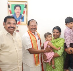 இந்து மக்கள் கட்சி தலைவர் அர்ஜுன் சம்பத் பேரக் குழந்தைகளின் காதணி விழா