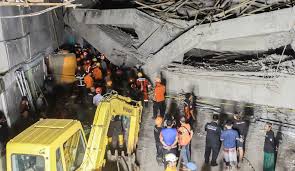 இந்தோனேசியா பள்ளி கட்டிட விபத்து: உயிரிழந்தோர் எண்ணிக்கை 50-ஐ கடந்துள்ளது.