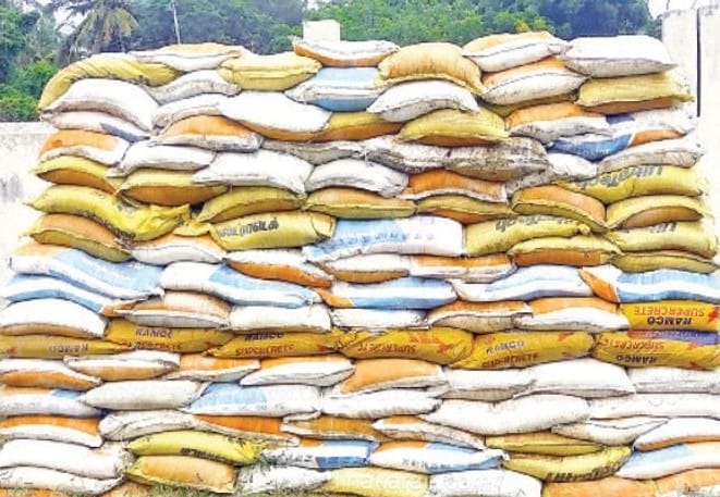 பருவமழை முன்னெச்சரிக்கையாக 1000 ஆயிரம் மணல் மூட்டைகள், உபகரணங்கள் தயார்நிலை