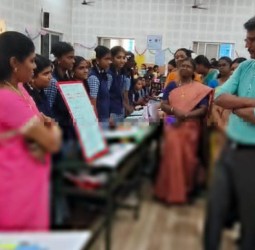 திருநெல்வேலி டவுன் மாநகராட்சி பெண்கள் மேல்நிலைப் பள்ளியில் mind spark expo 2025