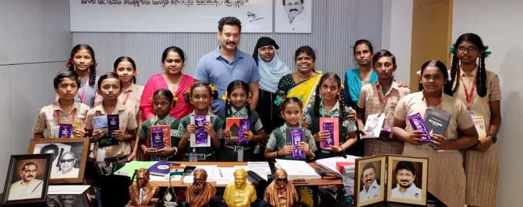 திருக்குறள் திறனறிவு தேர்வான மாணவர்களை அமைச்சர் அன்பில் மகேஷ் பொய்யாமொழி சந்தித்து வாழ்த்து