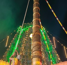 திருப்போரூர் முருகன் கோயிலில் நேற்று காலை 5 மணிக்கு கந்தசஷ்டி விழா