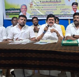 அதிமுகவினர் பயிற்சி முகாமில் முன்னாள் அமைச்சர் ராஜேந்திரபாலாஜி பேசினார்