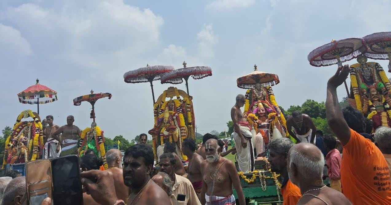 *தெய்யார் கிராமத்தில் 5 பெருமாள் சங்கமித்த பஞ்ச கருடசேவை வைபவம்...!*