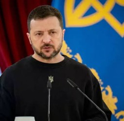 உக்ரைனில் தொடரும் தாக்குதல்; மேற்கத்திய நாடுகளுக்கு கடும் கண்டனம் தெரிவித்த ஜெலன்ஸ்கி