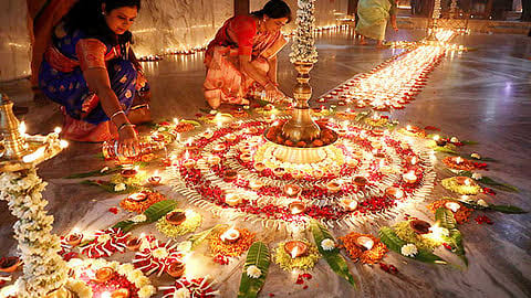 தீபாவளிப் பண்டிகைக் கதைகள்